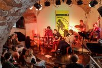 Quantenspruenge_M1_EmilianTantana